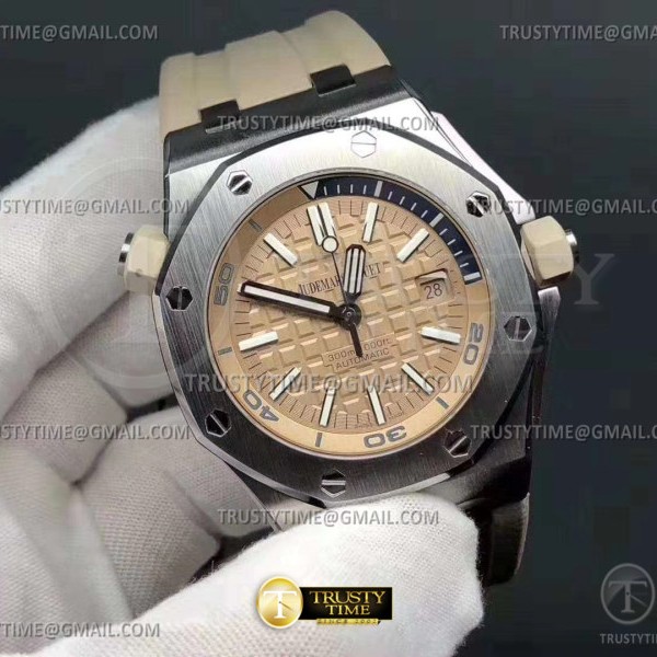 BF공장 오데마피게 로얄오크오프쇼어 15710 베이지 Royal Oak Offshore Diver 15710 SS/RU K-Beige BF A3120