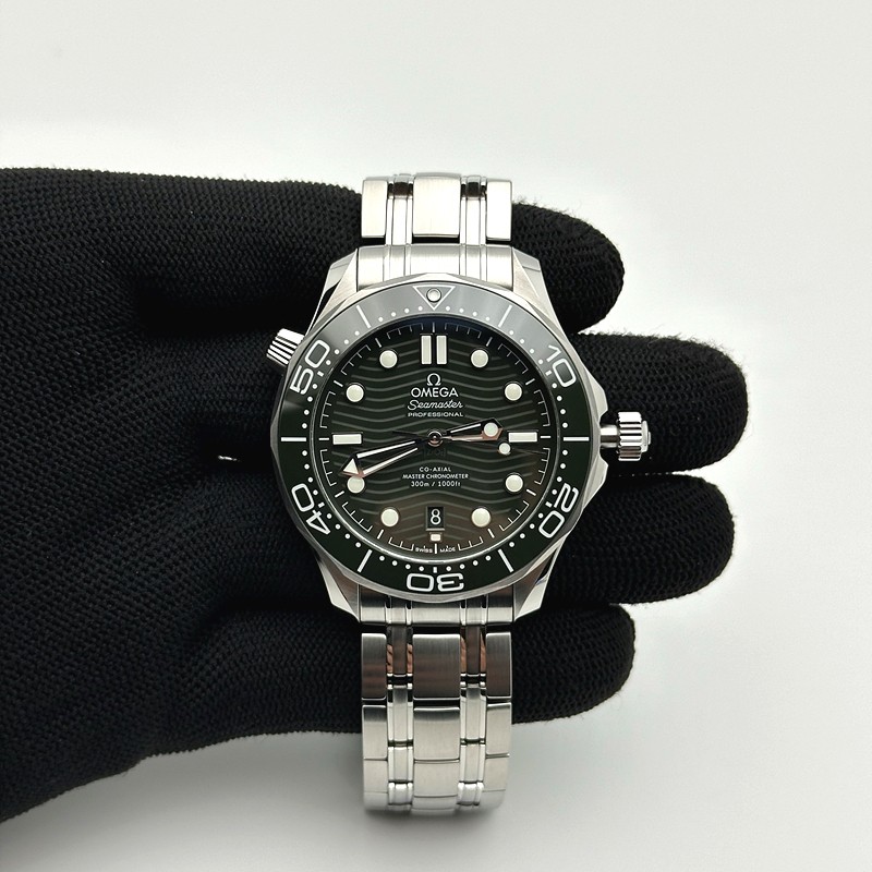 VS공장 오메가 씨마스터 다이버 300M 스틸 그린다이얼 브레이슬릿 Seamaster Diver 300M VSF 1:1 Best Edition Green Ceramic Green Dial on SS Bracelet A8800 V2